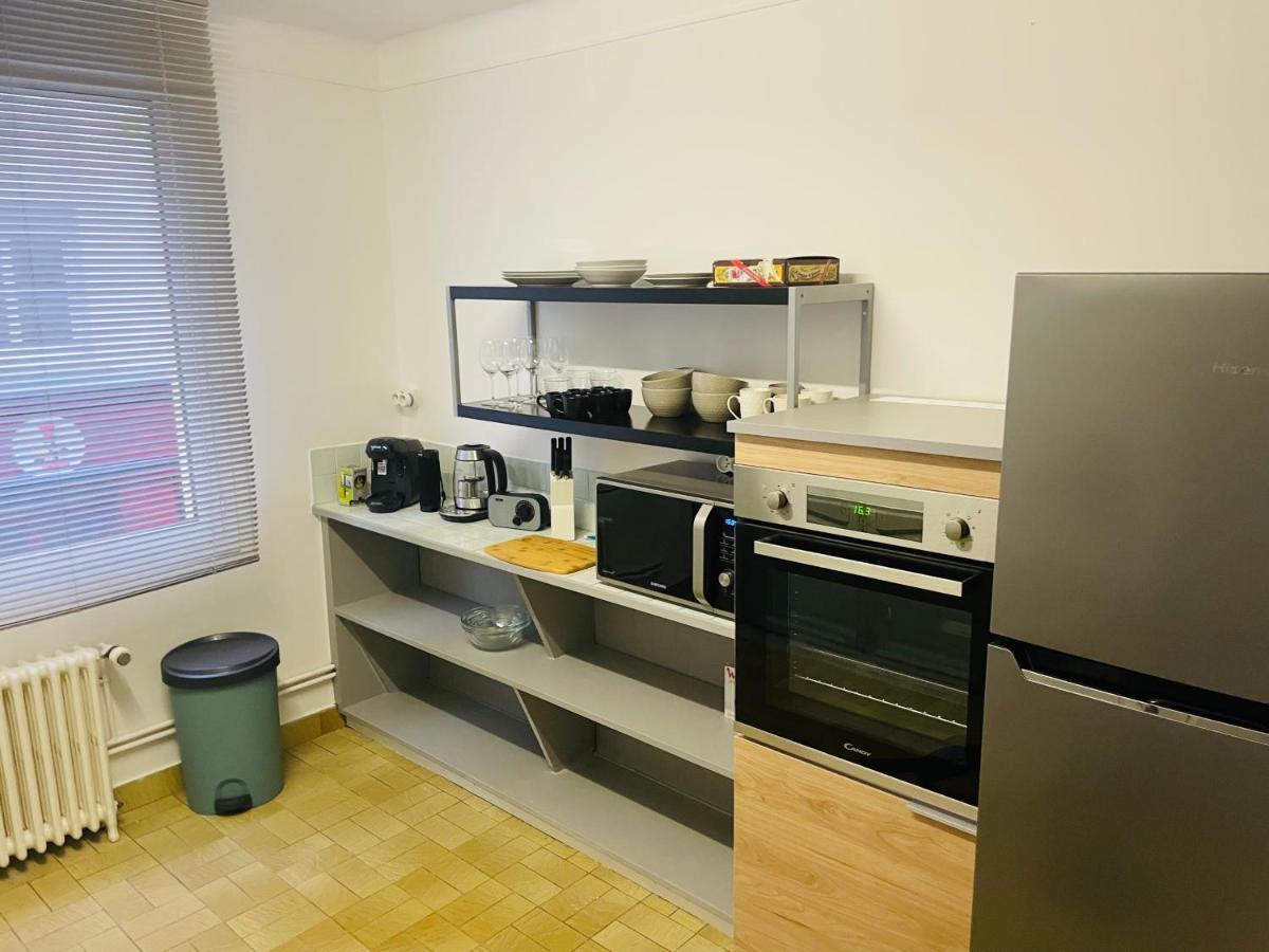 Charmant Appartement De Coeur De Ville - 2 Chambres Lits Queen Size - Netflix - Wifi Cherbourg-en-Cotentin Zewnętrze zdjęcie